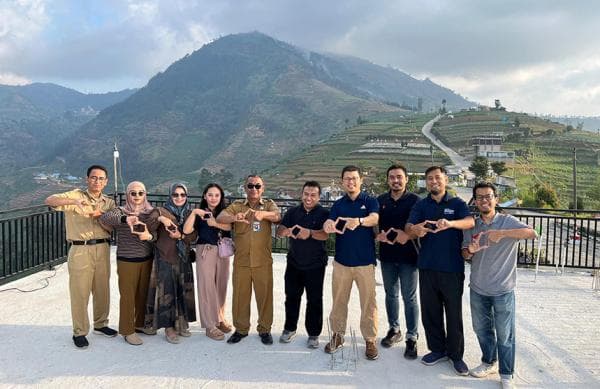 Indahnya Desa di Atas Awan, Nikmati Indahnya Pemandangan Alam Tol Khayangan