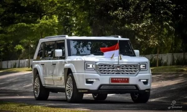 MV3 Garuda Limousine, Mobil Buatan Pindad Yang Antar Prabowo ke Istana