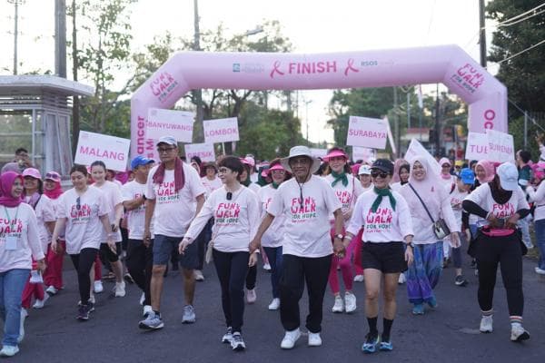 Fun Walk for Hope, RS Onkologi Surabaya Ajak Masyarakat Tingkatkan Kesadaran akan Kanker Payudara