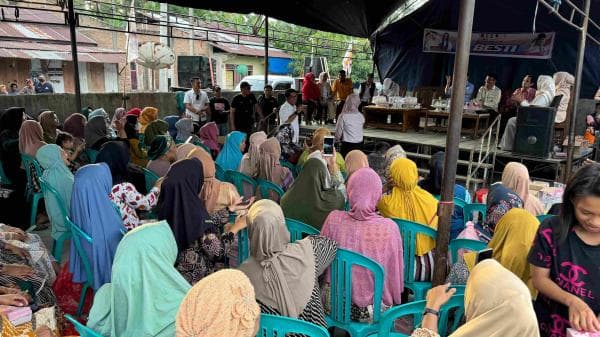 Massa Tumpah Ruah di 3 Titik Kampanye Bebas-Siti