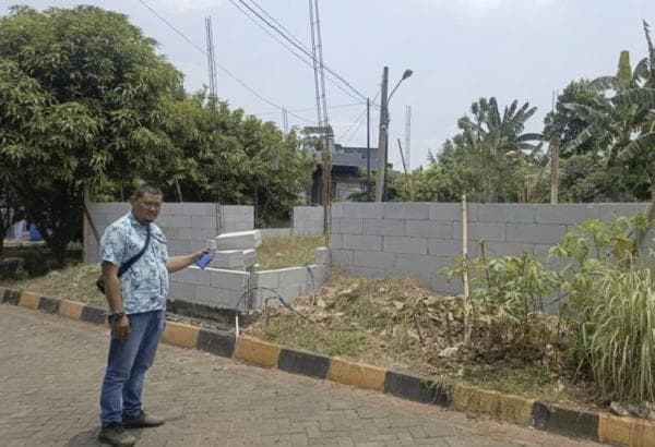 Warga Cluster Beryl Protes Alih Fungsi Taman RTH Menjadi Mushola, Pengembang Lepas Tangan