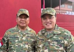 Prabowo dan Menteri Rapat Gunakan Seragam Militer, Ada Apa?