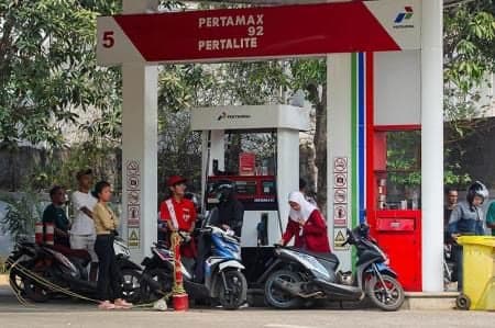 Daftar Harga BBM Pertamina Terbaru di Seluruh Indonesia dari Jenis Pertalite-Pertamax