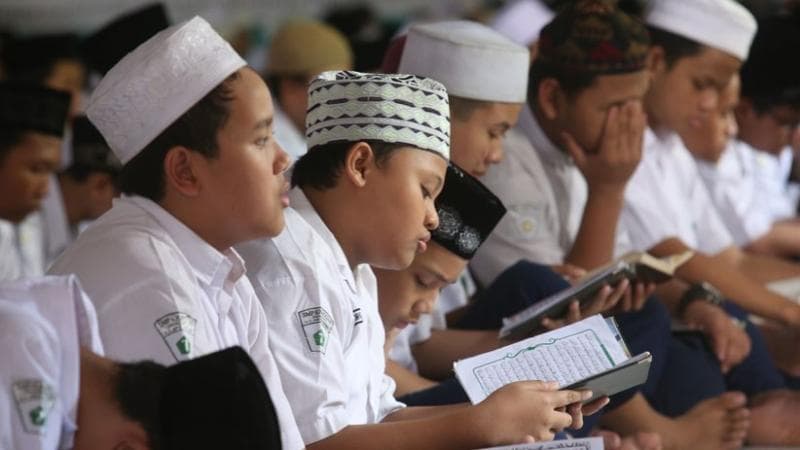 Contoh Khutbah Jumat Singkat untuk Pelajar Tema Keutamaan Menjaga Ilmu