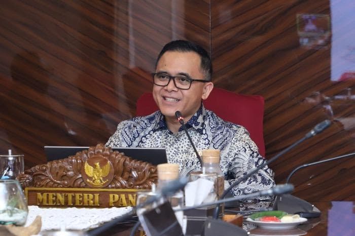 K/L dan Pemda Dilarang Buat Aplikasi Baru, Menteri PANRB: Rakyat Bukan Dilayani tetapi Semakin Bingung