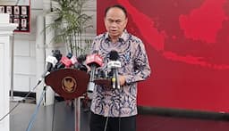 Menkominfo Budi Arie Didesak Mundur, Jokowi Tegaskan Semua Dievaluasi 