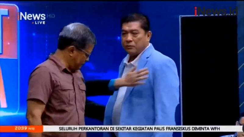 Ditantang Sebutkan Pasal yang Dilanggar Jokowi, Rocky Gerung tak Bisa Jawab, Silfester Matutina Emosi hingga Keluar Kata Kasar