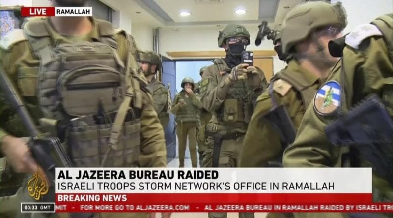 Israel Serbu dan Tutup Paksa Kantor Berita Al Jazeera di Ramallah Tepi Barat