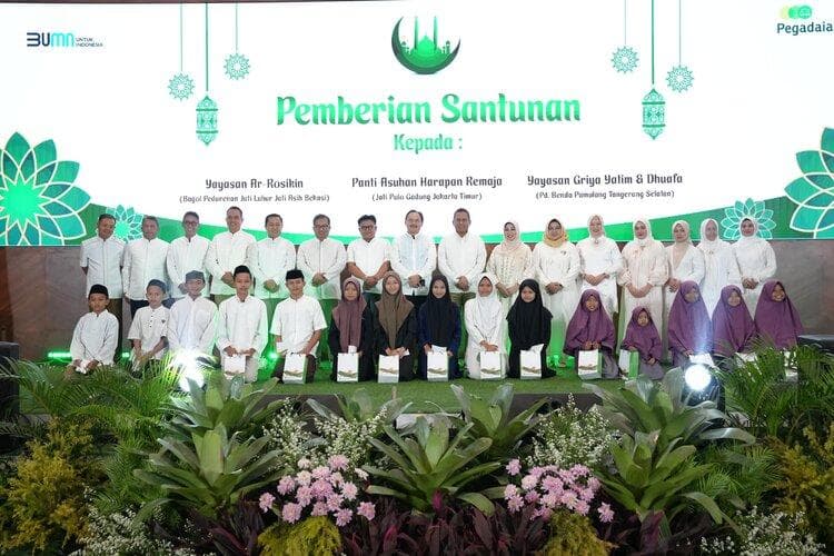 Pegadaian Peringati Maulid Nabi bersama Ustaz Maulana dan Sabyan Gambus