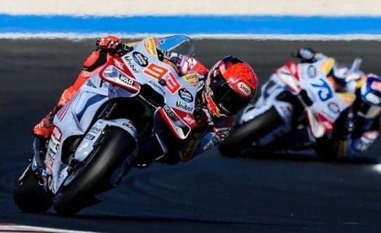 Hasil MotoGP Australia 2024: Marc Marquez Juara usai Duel Sengit Lawan Jorge Martin