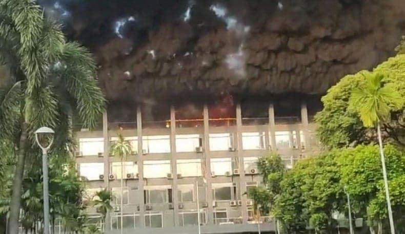 Gedung Bakamla Terbakar, Damkar Pastikan Tak Ada Korban Jiwa