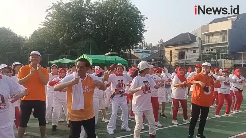 Minggu Pagi, Pramono Senam Aerobik Bareng Tina Toon dan Ratusan Emak-Emak di Kelapa Gading Jakut 