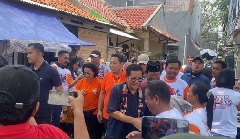 Pramono Blusukan di Kembangan Jaksel, Warga Keluhkan Masalah KJP hingga BLT