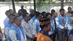 Ridwan Kamil Safari Politik ke Markas Rampai Nusantara, Disambut Yel-Yel Menang Satu Putaran