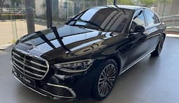 Puluhan Mercy S-Class Terparkir di GBK untuk Menteri Prabowo-Gibran? Ini Penjelasan Istana