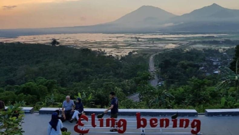 8 Tempat Nongkrong di Semarang View Bagus Murah, Nomor 3 Ditemani Gunung Merbabu