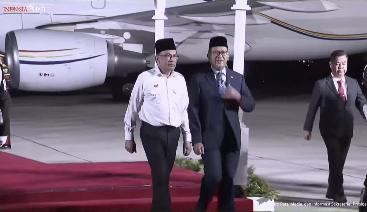 Hadiri Pelantikan Prabowo, Wakil PM Thailand dan PM Malaysia Tiba di Jakarta