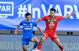 Dalih Pelatih Persebaya Surabaya Usai Kalah 0-2 dari Persib Bandung di Liga 1 2024-2025