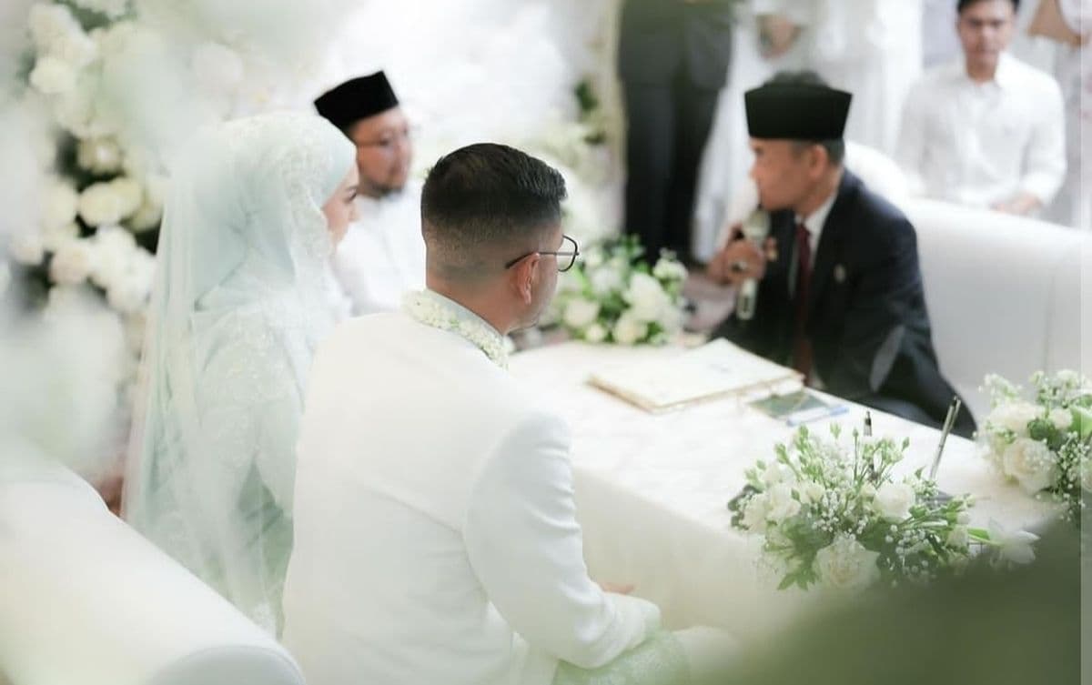 Momen Pernikahan Kedua Irish Bella dengan Dirut HAS Creative, Penuh Haru dan Bahagia