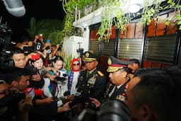 Kapolri dan Panglima Pastikan Kepulangan Presiden ke-7 Jokowi ke Solo Berjalan Aman dan Lancar