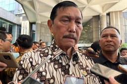 Luhut Diajak Prabowo Masuk Kabinet: Istri Saya Hanya Tersenyum