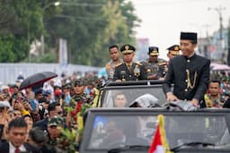 Momen Panglima TNI Temani Presiden Ke-7 RI Jokowi hingga Solo