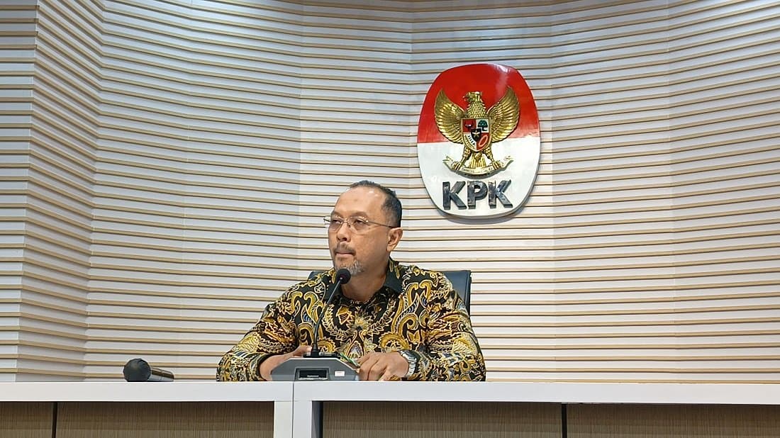 KPK Geledah Rumah Gubernur Kalsel, Sita Uang Hampir Rp300 Juta