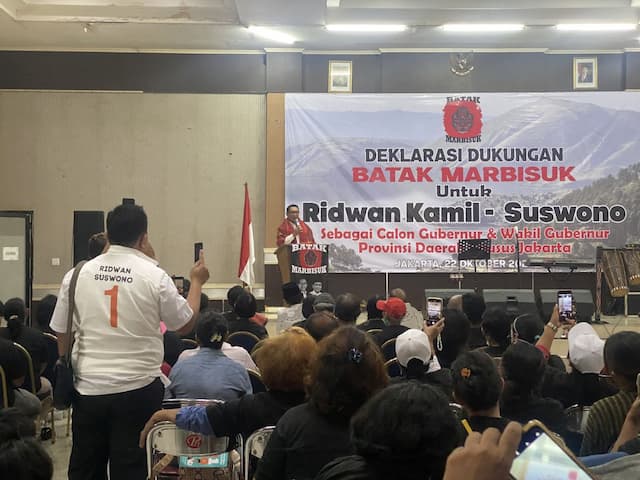 Dapat Dukungan dari Komunitas Batak Marbisuk, Ridwan Kamil Balas Pakai Pantun