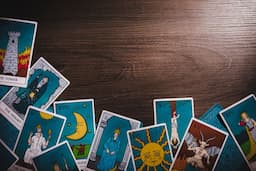 Ramalan Tarot Hari Ini: Sikap Posesif Hanya Menghancurkan Relasi