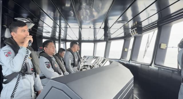 Tegang! Bakamla RI Usir Kapal China Coast Guard yang Masuk ke Perairan Indonesia