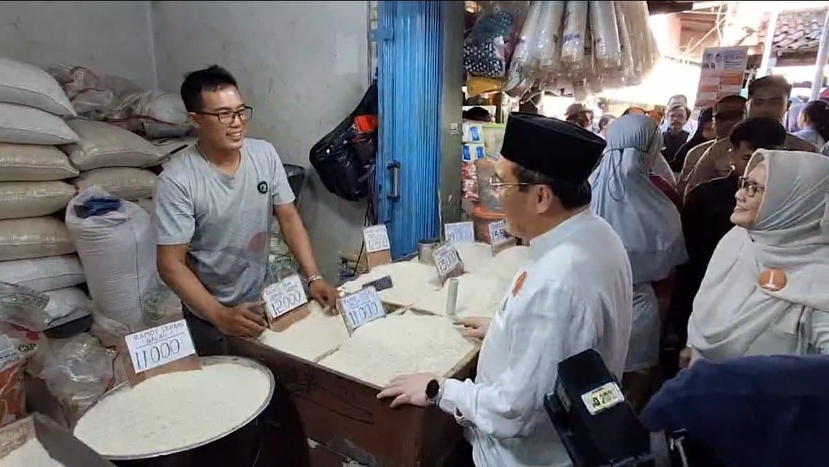 Suswono Tinjau Pasar Ujung Menteng Jaktim, Temukan Masalah Daya Beli Masyarakat Menurun