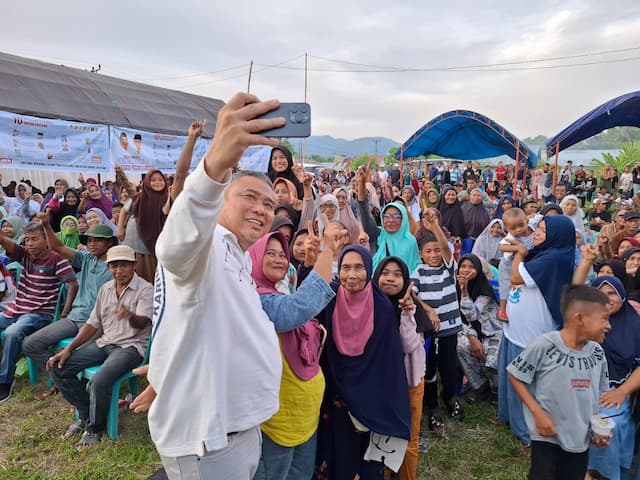 Tak Hanya&nbsp;Seragam dan Buku Gratis, Cagub Sulteng Ahmad Ali Ingin Siapkan Bus Sekolah