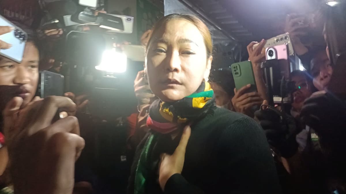 Inul Daratista Bersyukur Bisa Dampingi Titiek Puspa Hingga Akhir Hayat Inul Daratista Bersyukur Bisa Dampingi Titiek Puspa Hingga Akhir Hayat