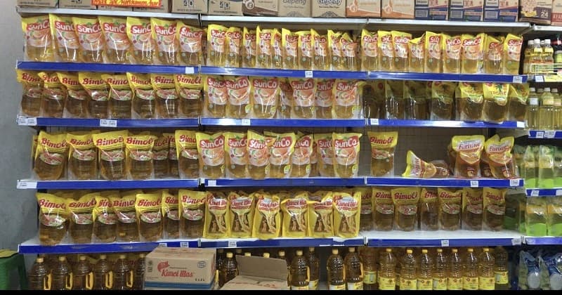 Amran Tertibkan Minyak Goreng di Atas HET, YLKI: Beri Efek Jera ke Produsen Nakal