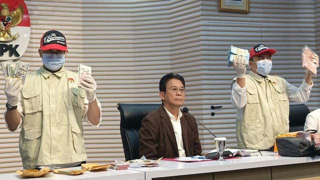 Kasus Proyek PUPR, KPK Periksa Plt Gubernur Riau dan Bupati Inhu