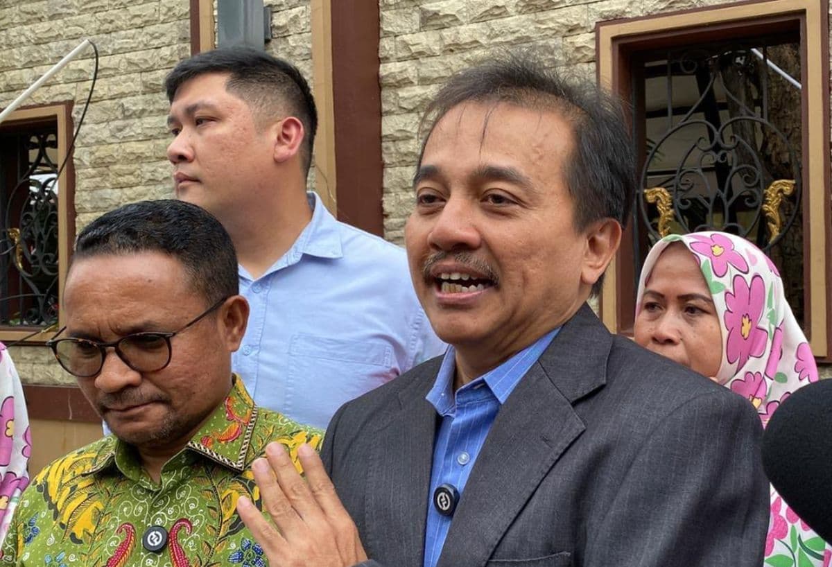 Jokowi Diperiksa di Polres Solo, Roy Suryo: Aneh Banget