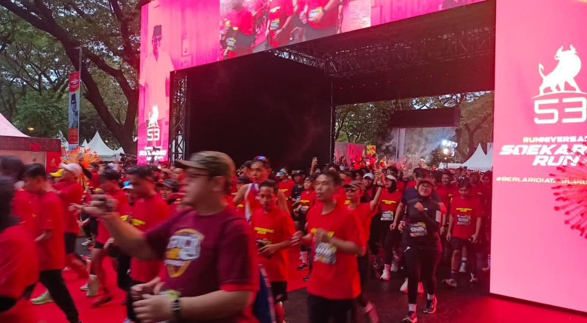 10 Ribu Pelari Ikuti Soekarno Run 2026 di GBK, Ada Pramono hingga Hasto 10 Ribu Pelari Ikuti Soekarno Run 2026 di GBK, Ada Pramono hingga Hasto