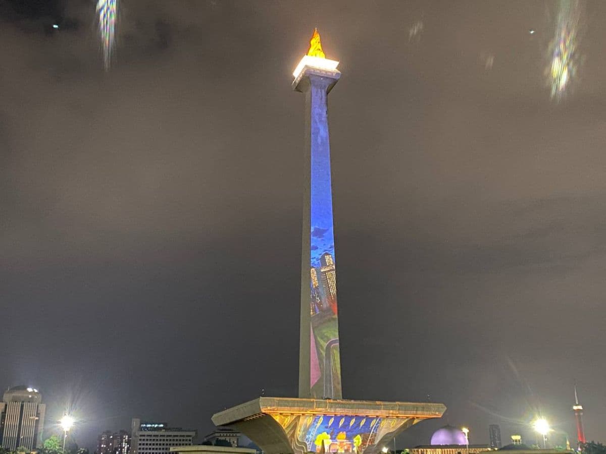 Sambut Imlek, Monas Gelar Pertunjukan Video Mapping hingga Air Mancur Menari