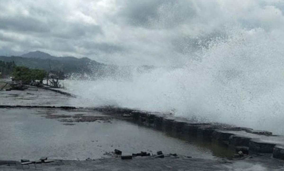Waspada! Gelombang Tinggi 4 Meter Terjang Sejumlah Wilayah hingga 26 Februari