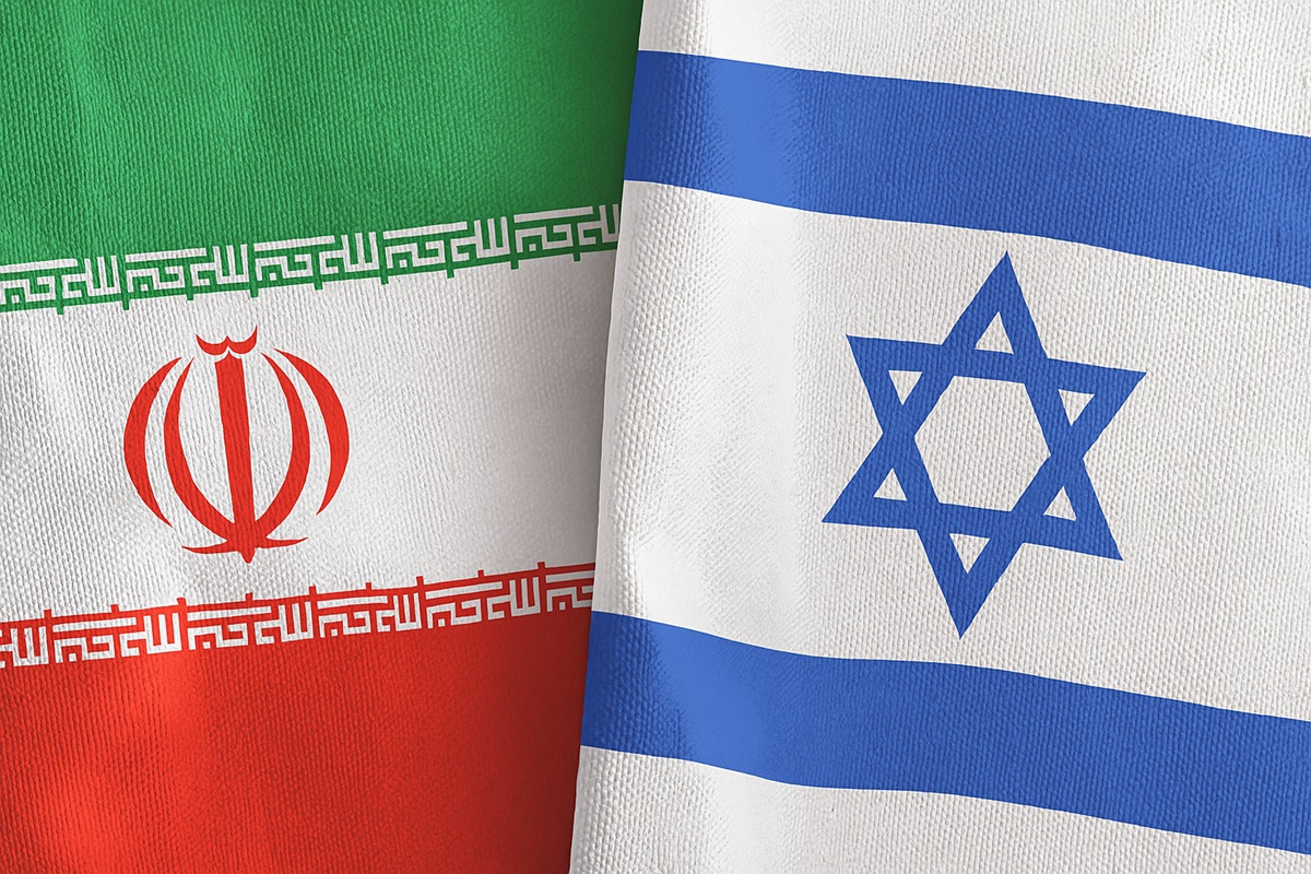 Serangan Balasan Iran Dimulai, Garda Revolusi: Semua Aset AS dan Israel Target Sah Serangan Balasan Iran Dimulai, Garda Revolusi: Semua Aset AS dan Israel Target Sah