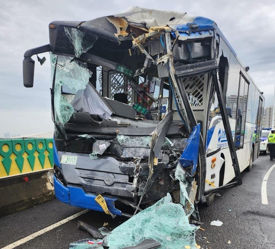 Sopir Transjakarta Sebabkan Tabrakan Adu Banteng di ‘Jalur Langit’ Jadi Tersangka