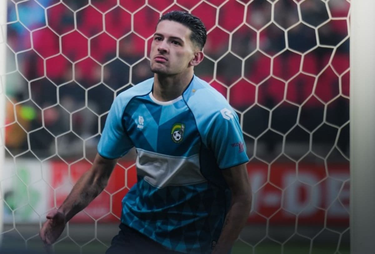 Radar Transfer Belanda: Justin Hubner Disebut Layak Berduet dengan Bintang PSV Eindhoven