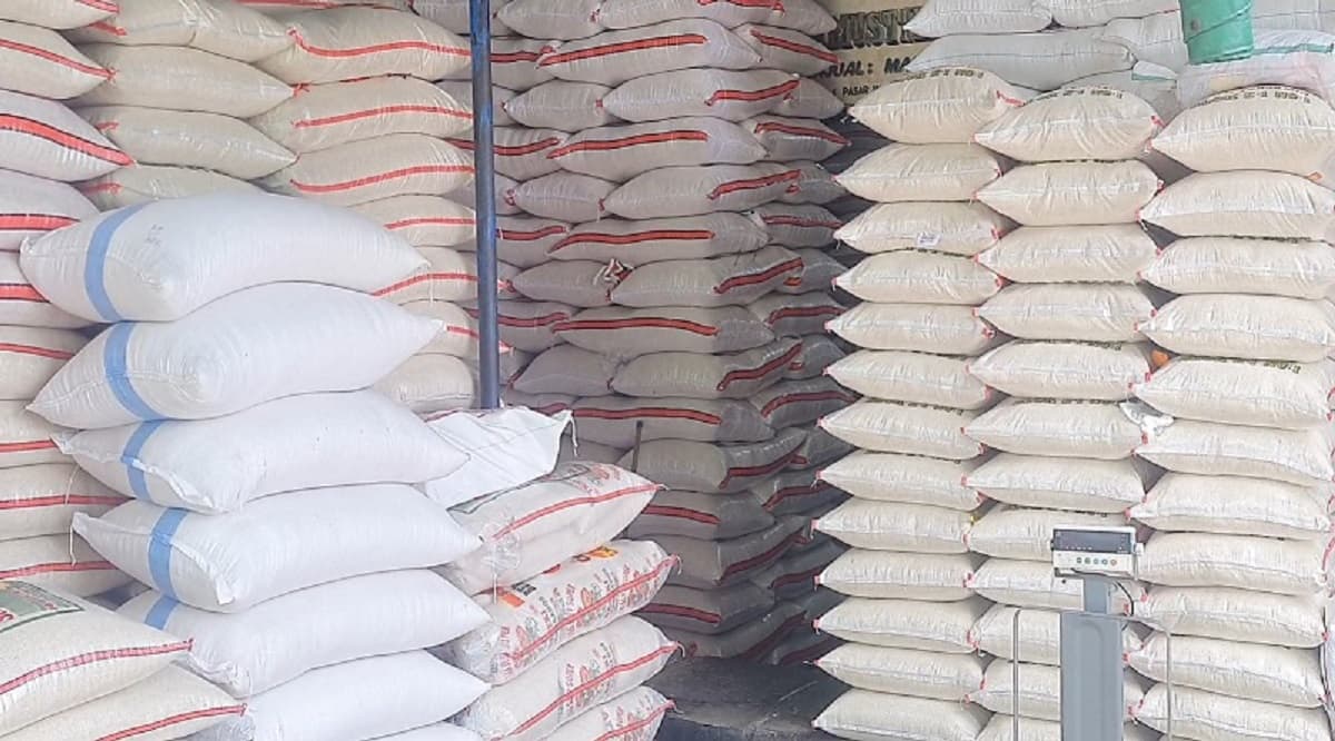 Jangan Panic Buying! Stok Beras 5 Juta Ton dan Minyak Goreng 46 Juta Liter Aman Sampai Akhir Tahun