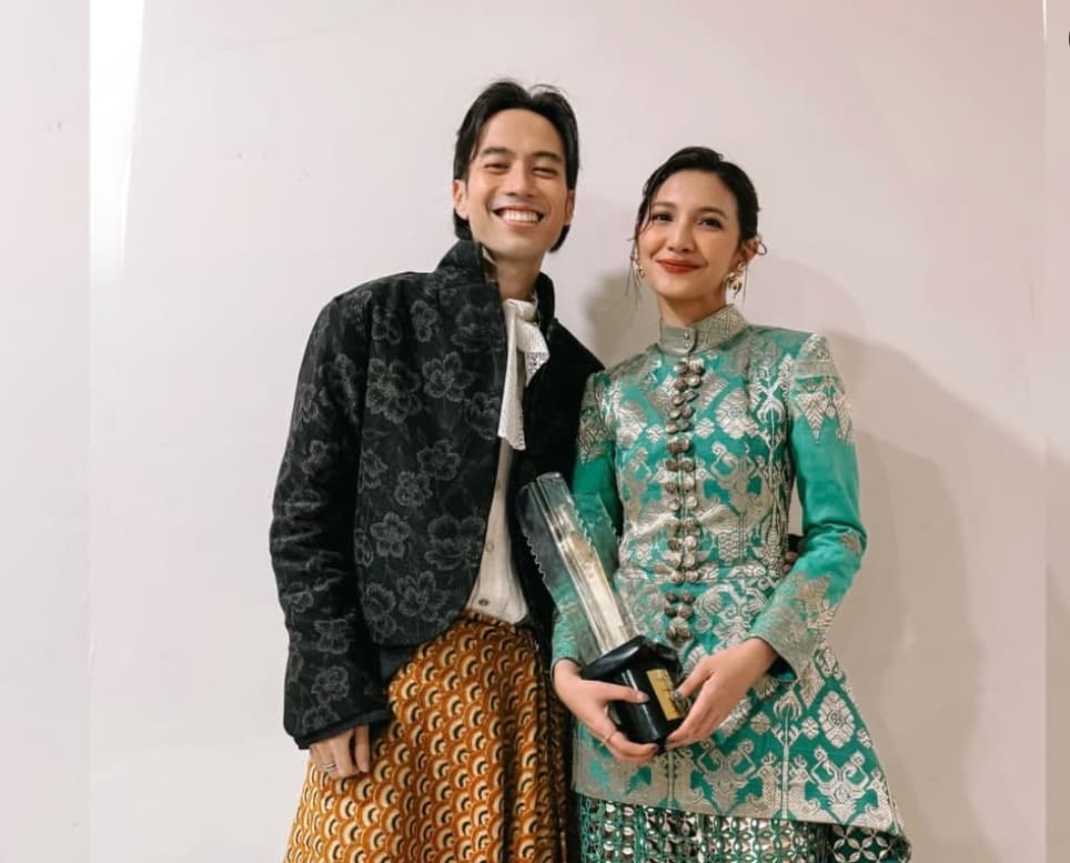 Riwayat Pendidikan Sheila Dara, Istri Mendiang Vidi Aldiano: Alumni SMAN 8 Jakarta dan FISIP UI