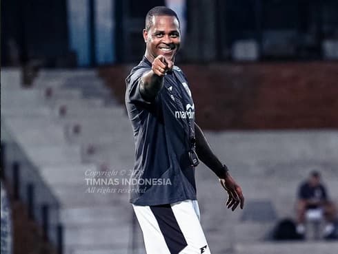 Patrick Kluivert Dirumorkan Jadi Pelatih Suriname Bersama Clarence Seedorf, Siap Bawa Suriboys ke Piala Dunia 2026!