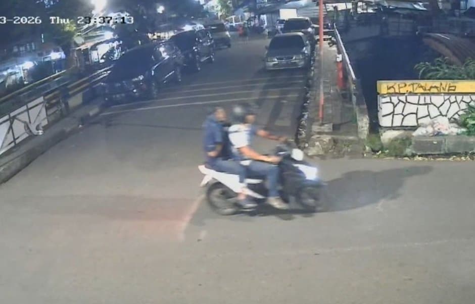 Terekam CCTV! Aktivis KontraS Andrie Yunus Diikuti Pelaku Sebelum Disiram Air Keras