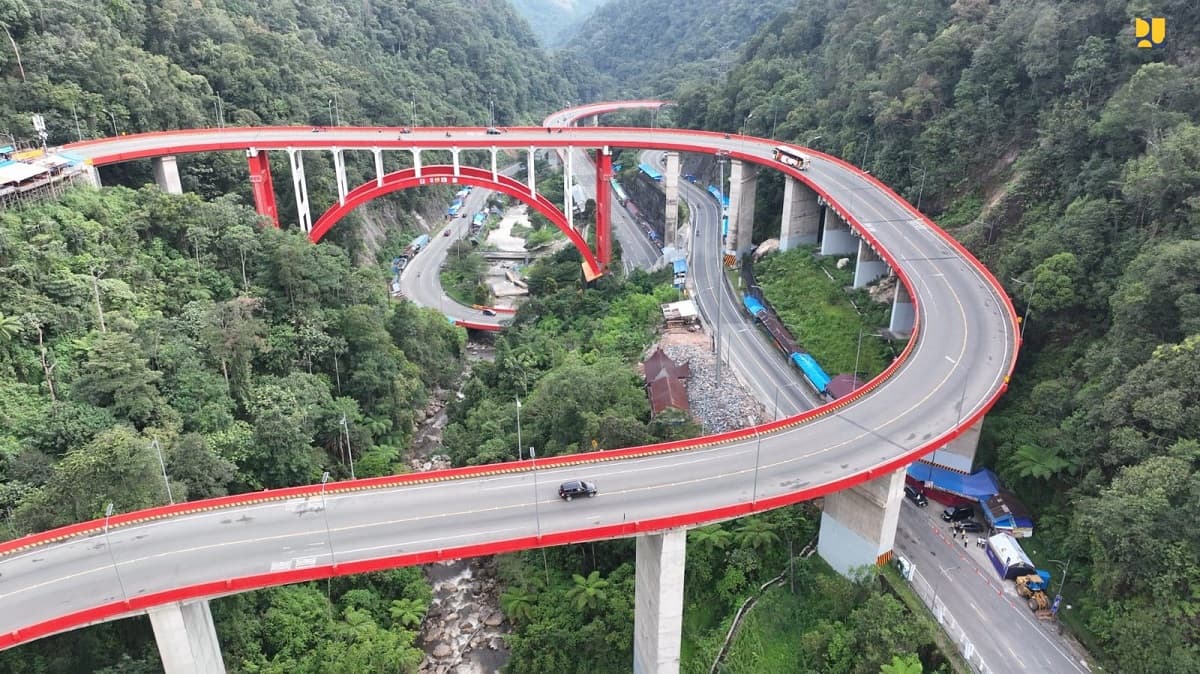 Jalur Lembah Anai dan Sitinjau Lauik Beroperasi 24 Jam saat Mudik Lebaran