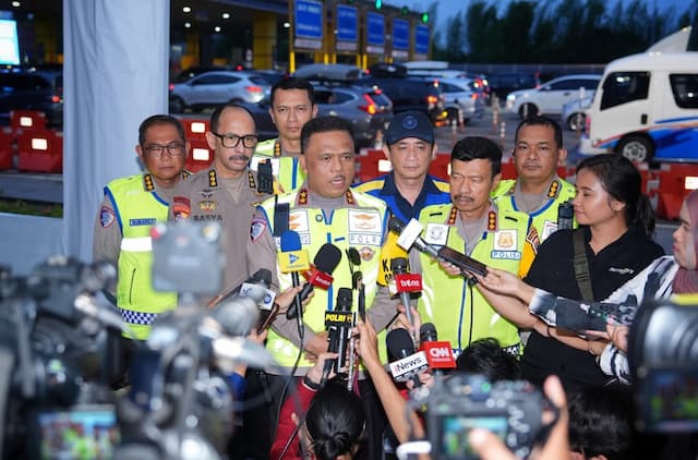 One Way Arus Balik, Kakorlantas Imbau Pemudik Tak Gunakan Bahu Jalan untuk Istirahat