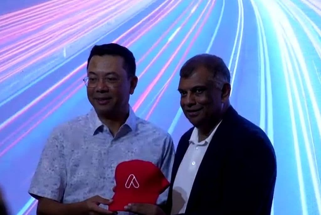 Capital A Lepas Bisnis Maskapai AirAsia, Tunjuk Effendy Shahul Hamid Jadi Wakil CEO