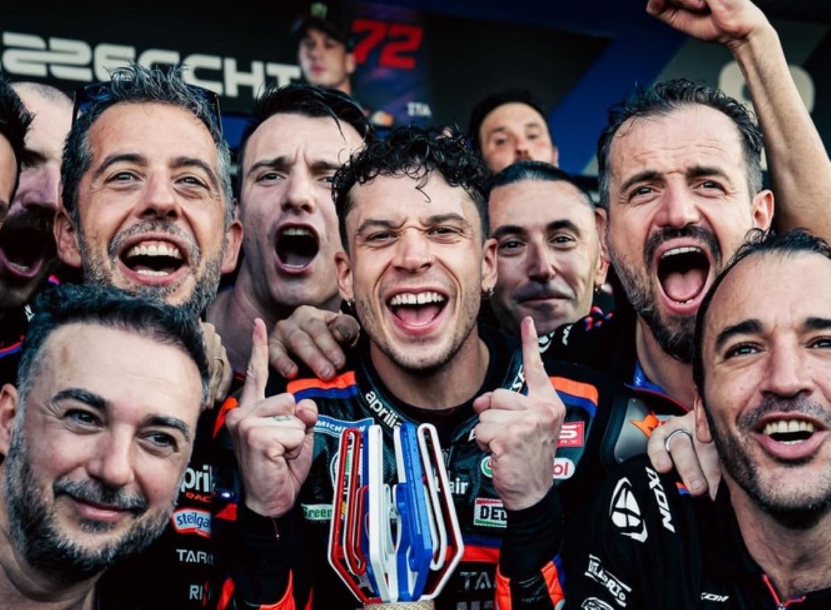 Blak-blakan, Marc Marquez Akui Marco Bezzecchi Tak Terhentikan di Awal MotoGP 2026